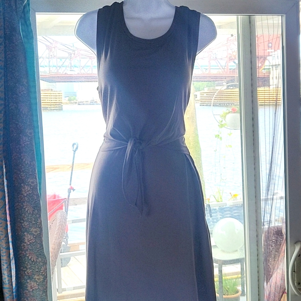 Eastern Mountain Sports Front Tie Dress NWOT